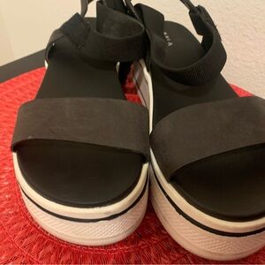 Black Platform Sandals